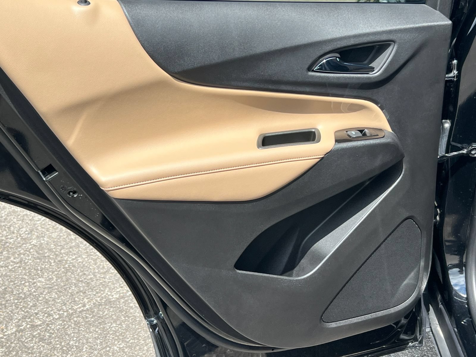 Certified 2024 Chevrolet Equinox Premier FWD image 42