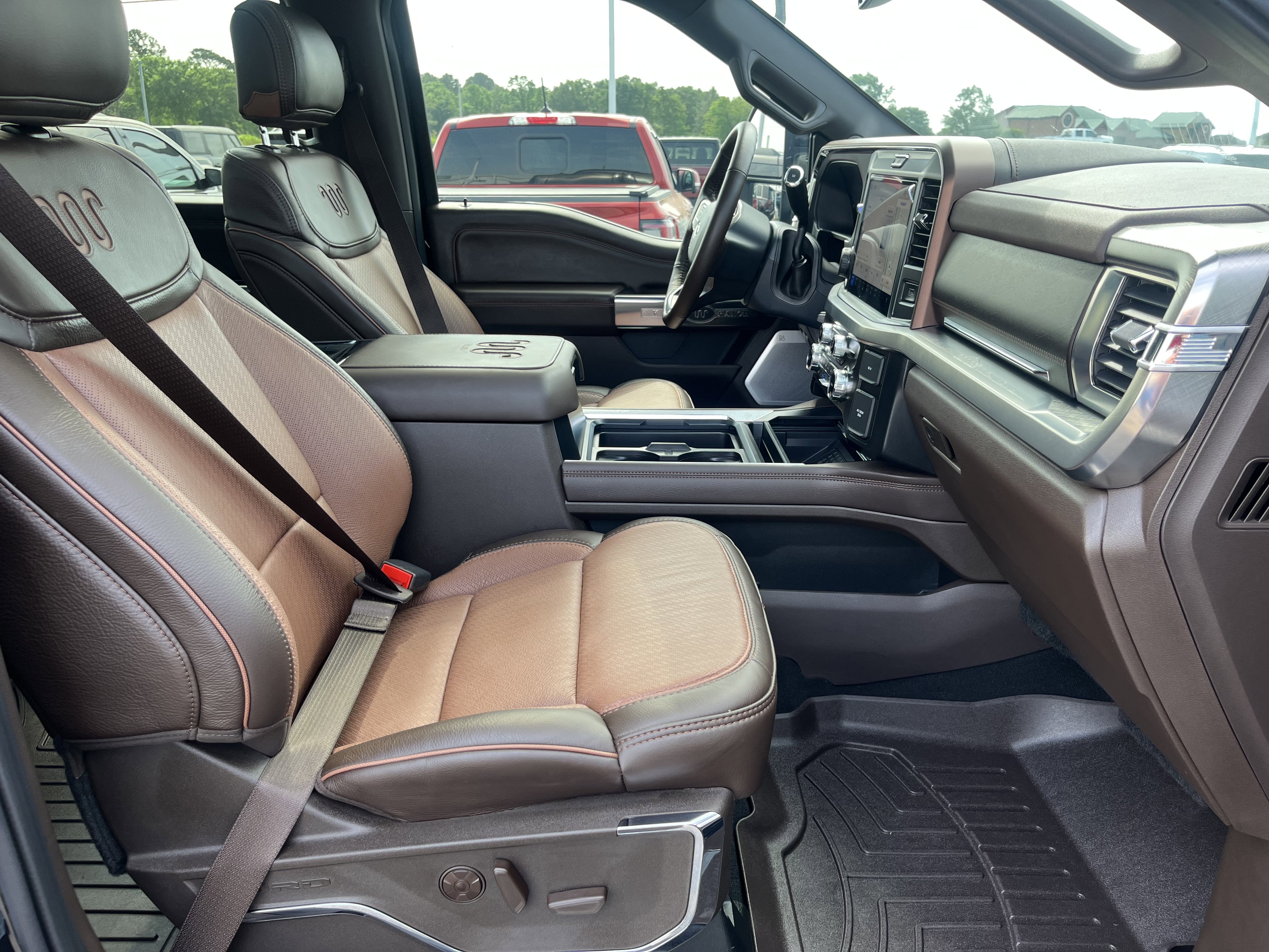 Used 2025 Ford F250 King Ranch AWD/4WD image 18