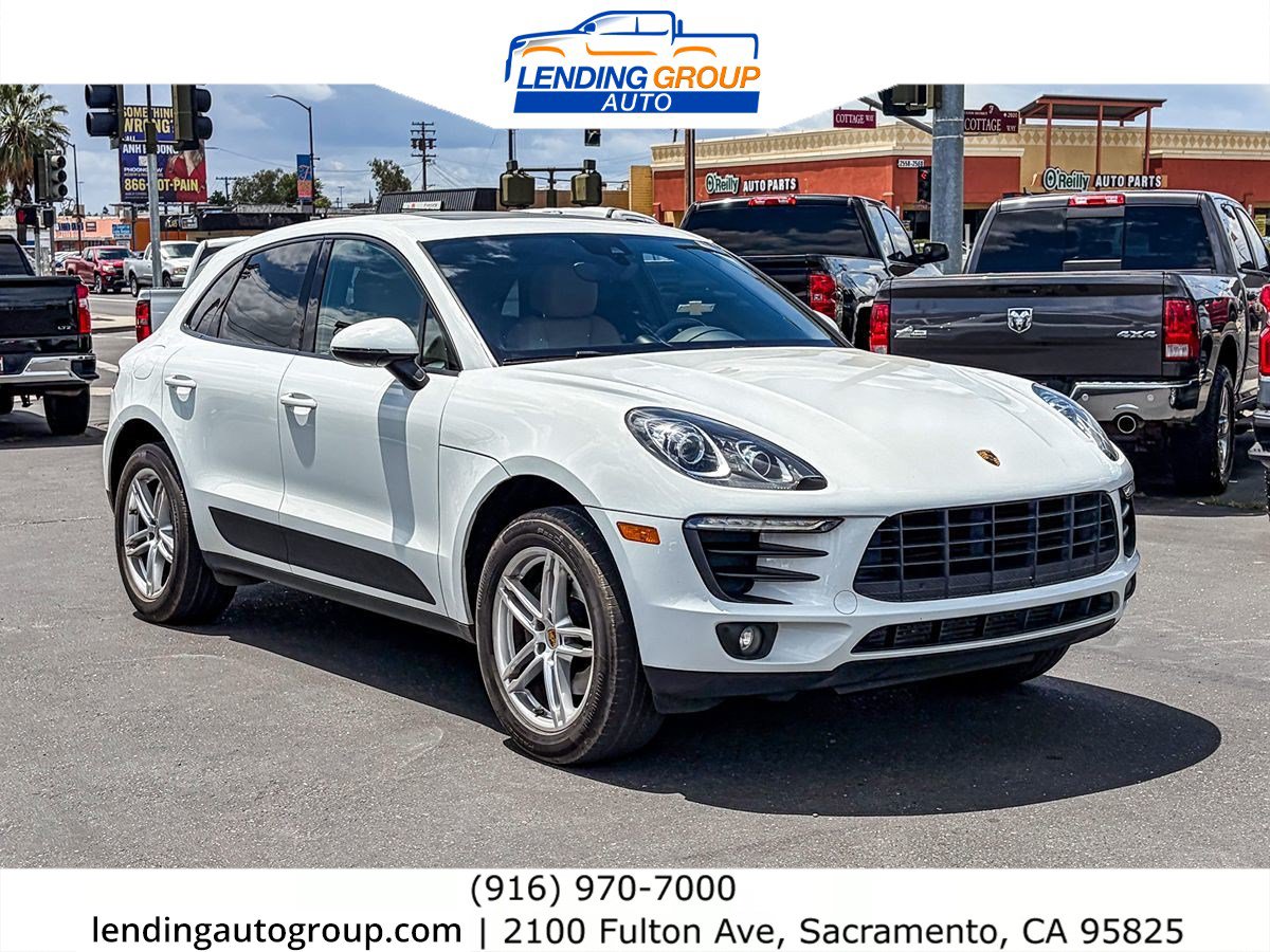 Used 2018 Porsche Macan Sport Edition AWD/4WD image 5