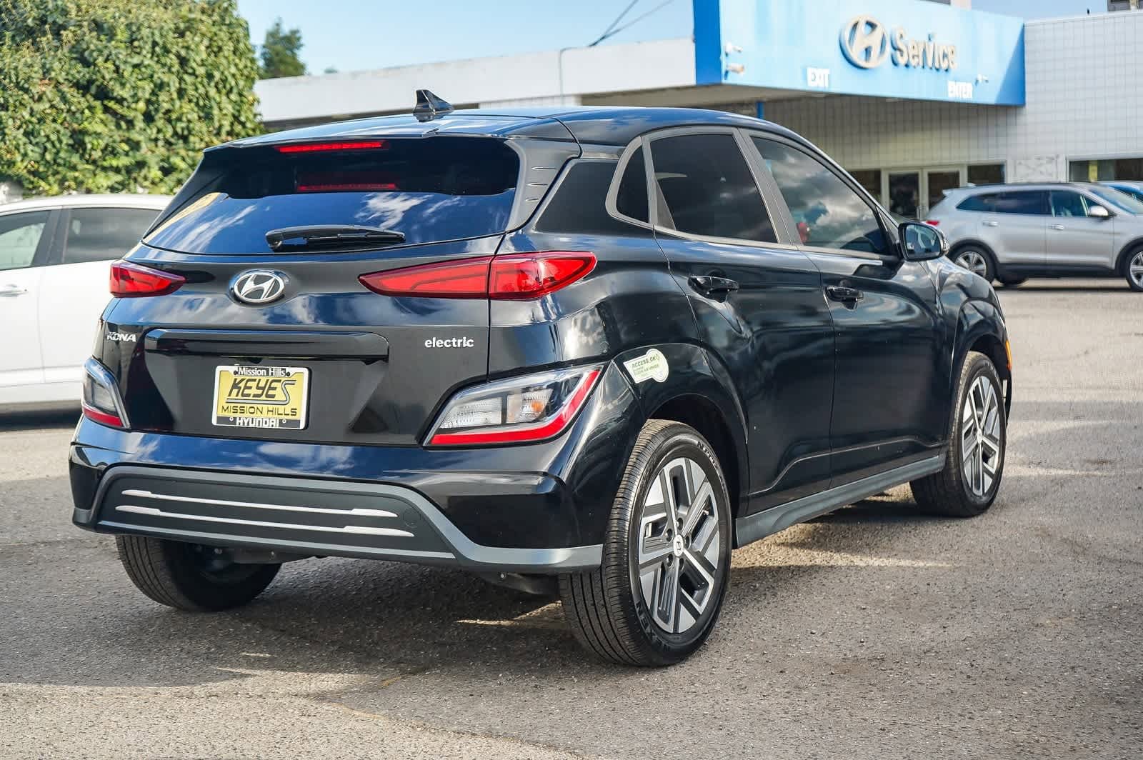 Certified 2023 Hyundai Kona SE image 5