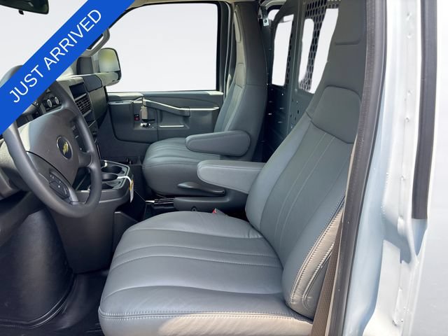 New 2026 Chevrolet Express 2500 w/ Driver Convenience Package RWD image 11