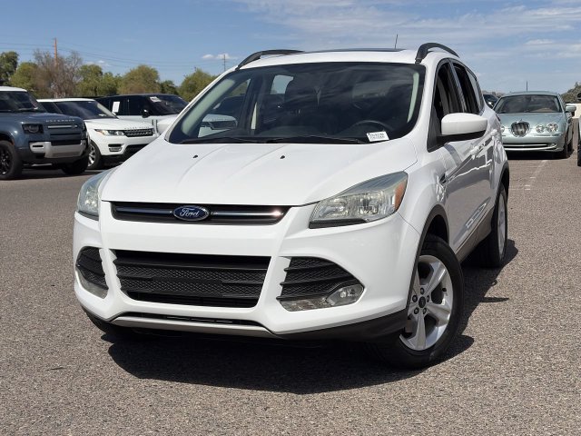 Used 2015 Ford Escape SE w/ Equipment Group 201A FWD image 3