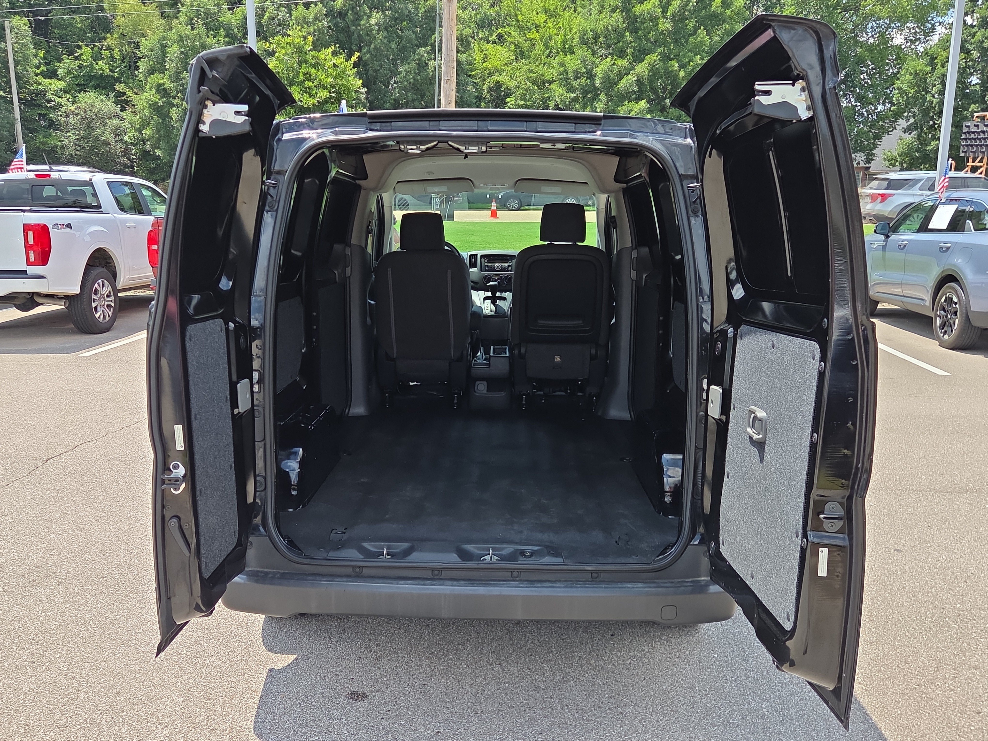 Used 2015 Chevrolet City Express LS FWD image 15