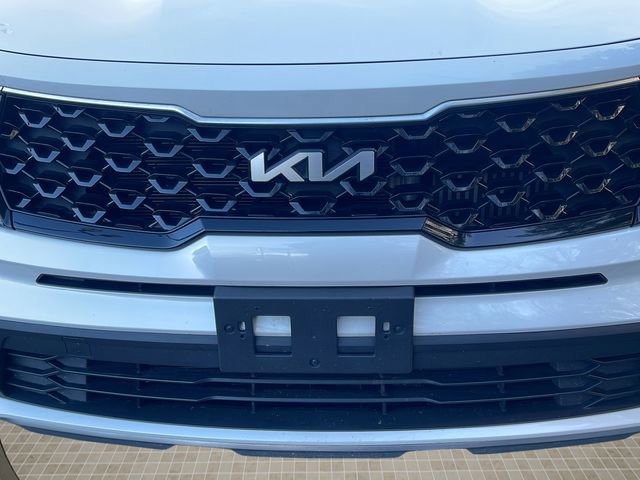 Used 2022 Kia Sorento S image 9