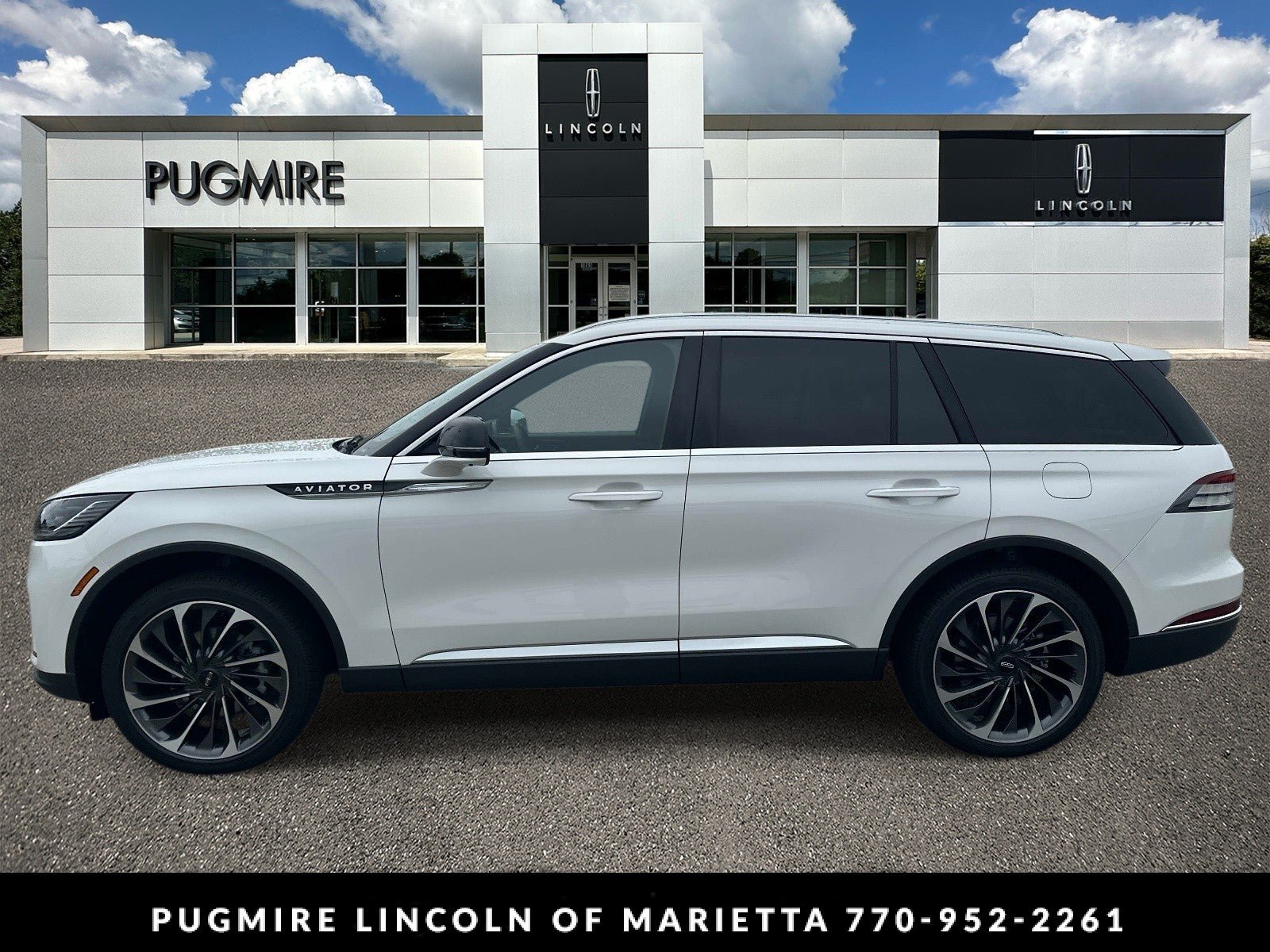 New 2026 Lincoln Aviator Reserve w/ Illumination Package AWD/4WD image 4