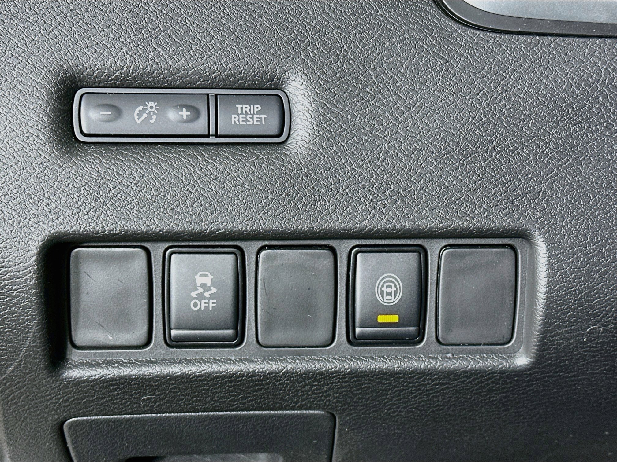 Used 2024 Nissan Murano SV w/ SV Midnight Edition Package AWD/4WD image 17