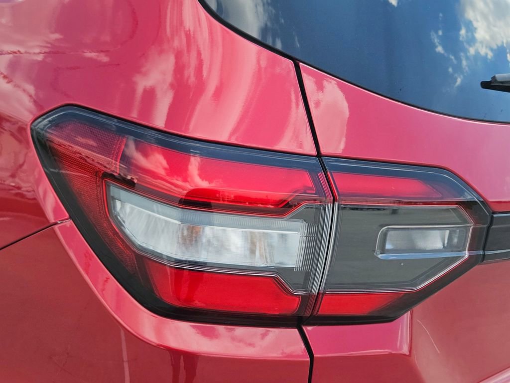 Used 2023 Honda Pilot Elite image 12