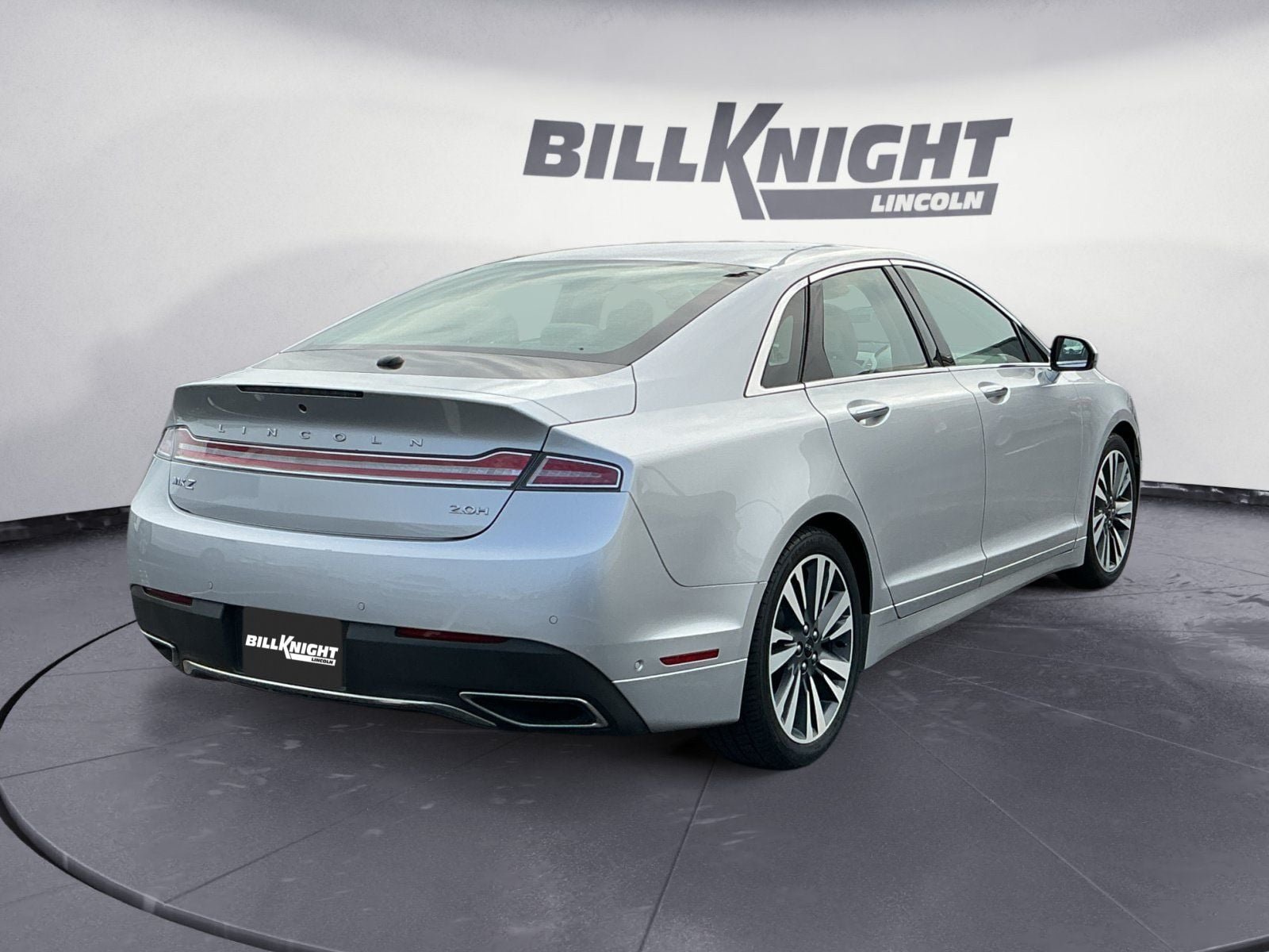 Used 2019 Lincoln MKZ Reserve FWD image 5