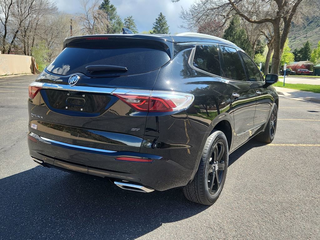 Used 2023 Buick Enclave Essence w/ Experience Buick Package AWD/4WD image 3