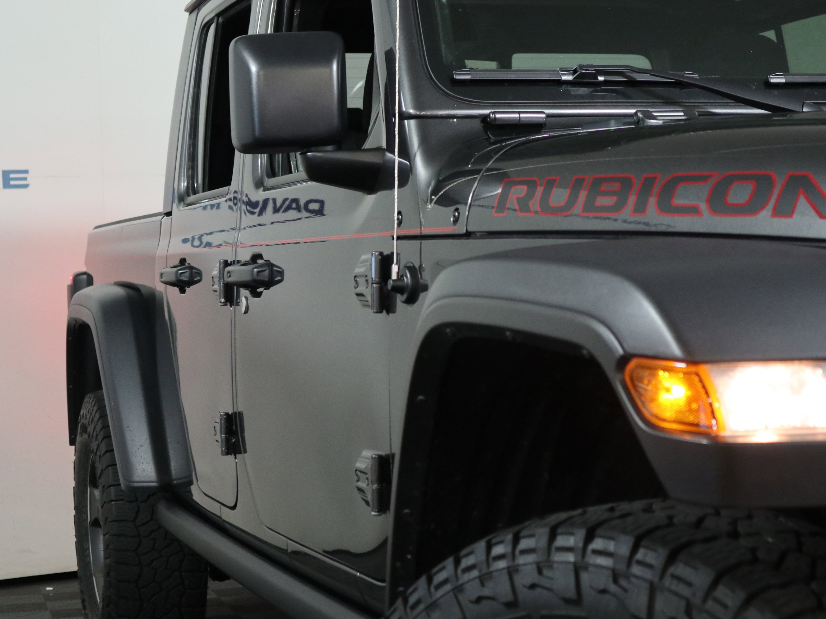 Used 2021 Jeep Gladiator Rubicon w/ Cold Weather Group image 3