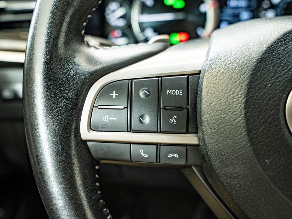 Certified 2021 Lexus LX 570 4WD w/ Luxury Package image 29