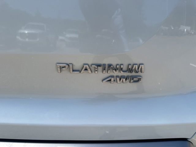 Used 2023 Nissan Pathfinder Platinum w/ Cargo Package AWD/4WD image 16