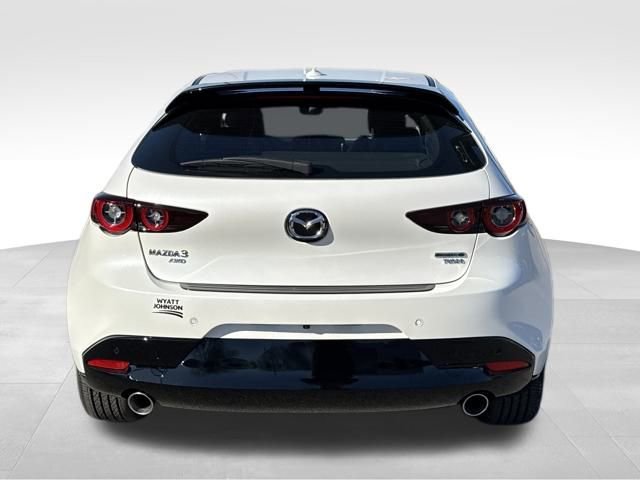 New 2026 MAZDA MAZDA3 Hatchback w/Premium Plus Pkg image 4