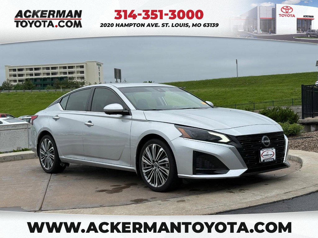 Used 2023 Nissan Altima 2.5 SL AWD/4WD image 1