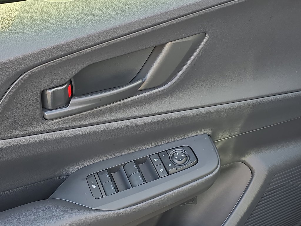 New 2026 Toyota Prius Plug-In Hybrid FWD image 12