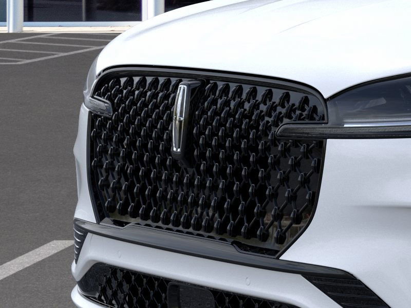 New 2025 Lincoln Aviator AWD w/ Jet Appearance Package image 17