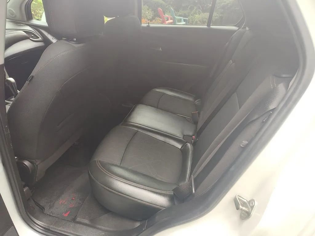 Used 2019 Chevrolet Trax LT image 12