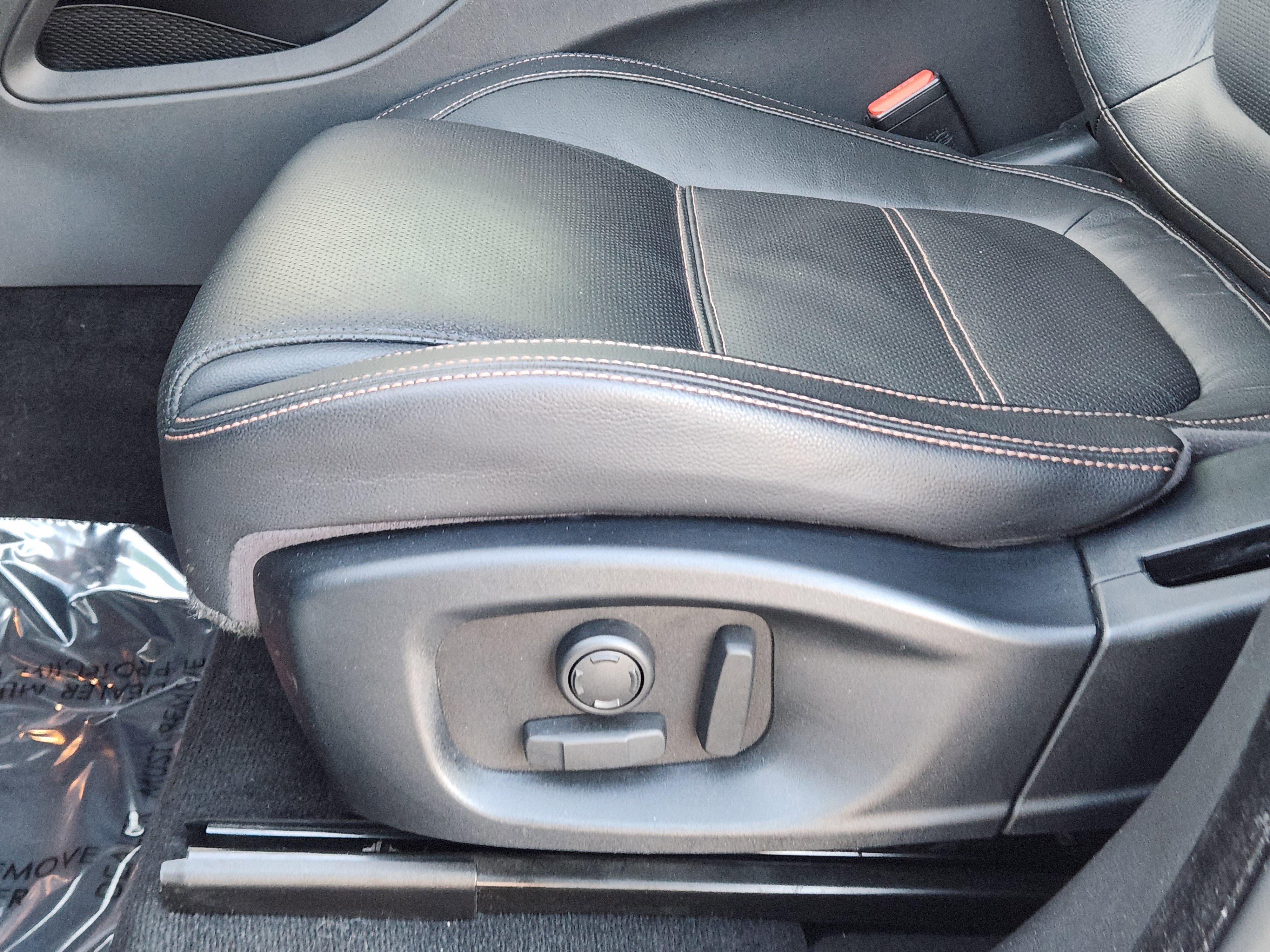 Used 2018 Jaguar F-PACE Prestige image 25