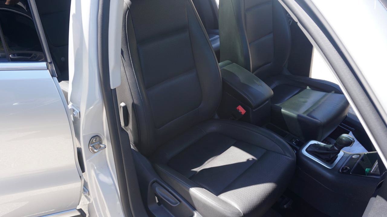 Used 2015 Volkswagen Tiguan SEL FWD image 13