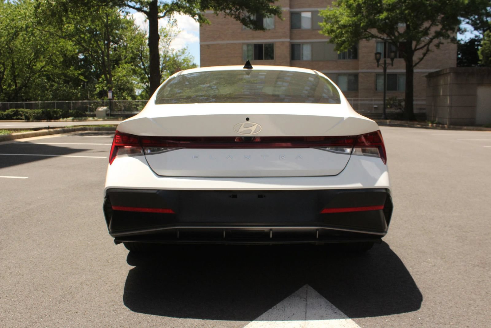 Used 2025 Hyundai Elantra SEL FWD image 8