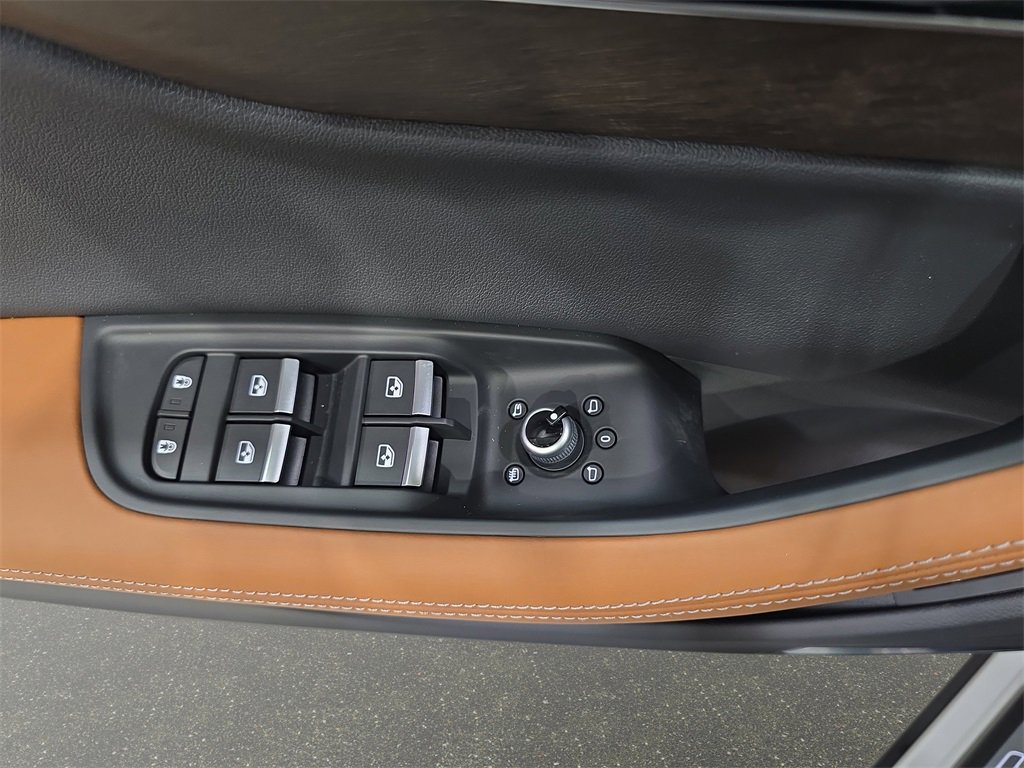 New 2025 Audi Q7 3.0T Prestige image 28