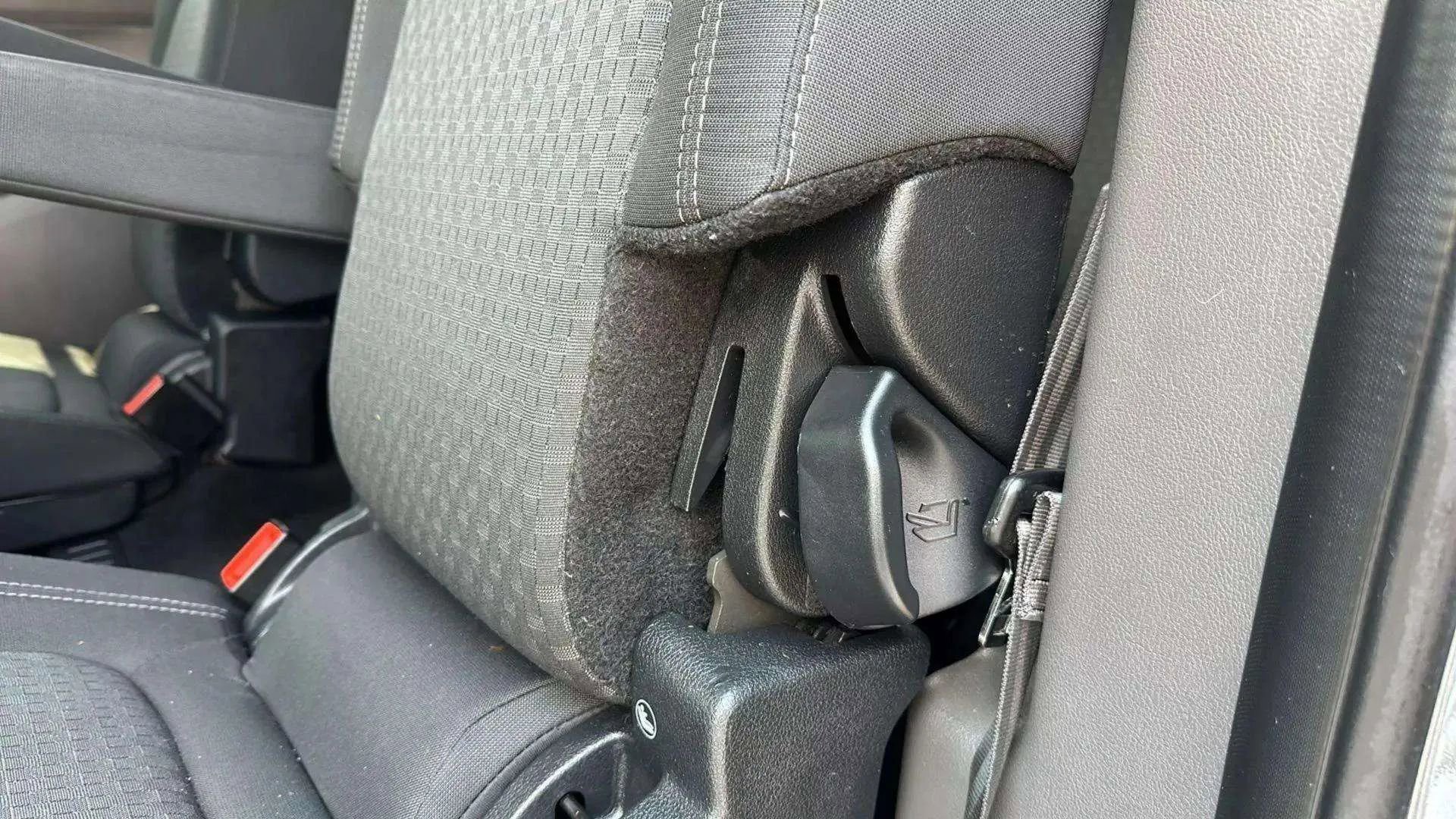 Used 2020 Ford Transit Connect XLT image 16