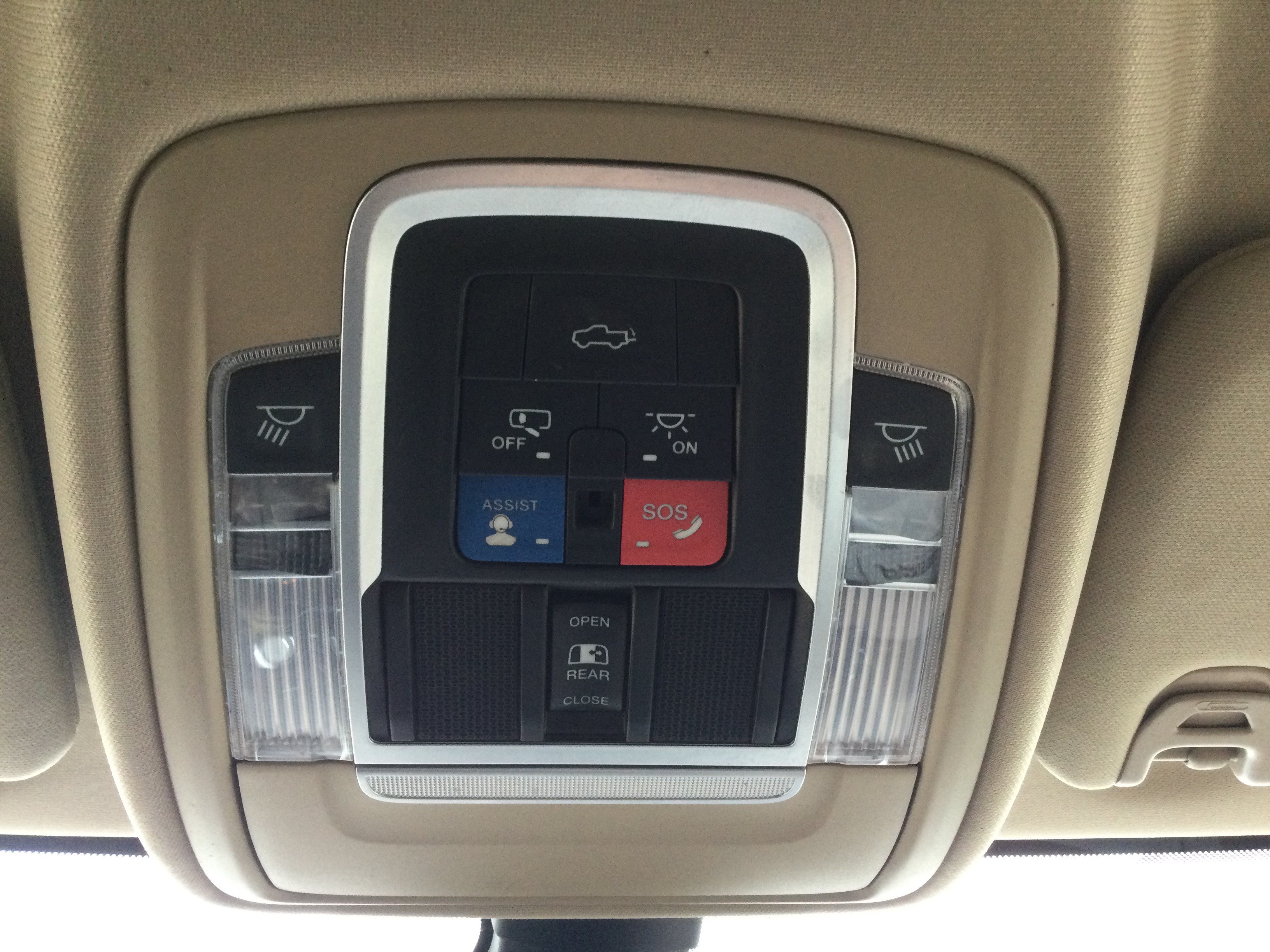 Used 2019 RAM 3500 Laramie AWD/4WD image 13