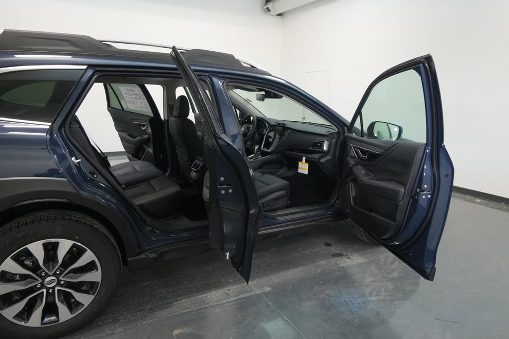 New 2025 Subaru Outback Touring XT image 31