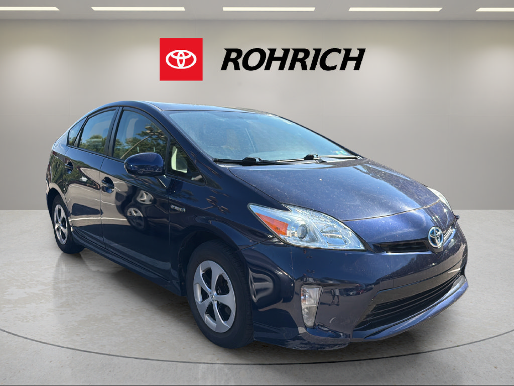 Used 2015 Toyota Prius Two FWD image 4