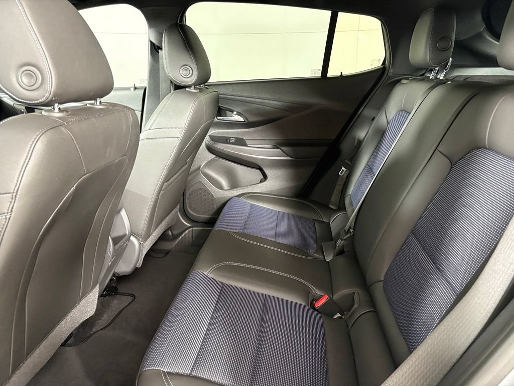 Certified 2025 Buick Envista Preferred FWD image 41