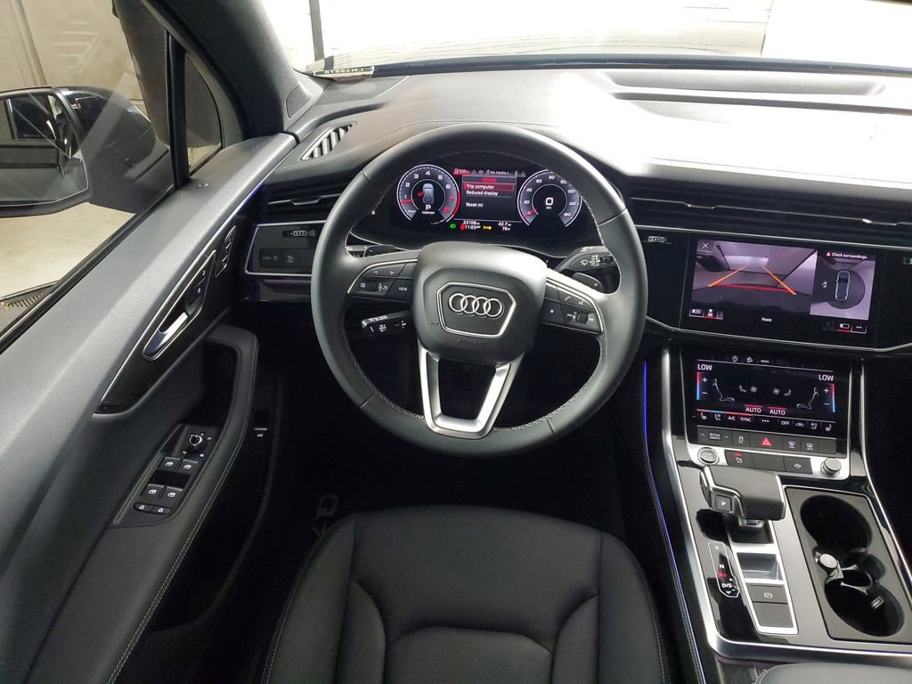 Used 2025 Audi Q7 3.0T Premium Plus w/ Premium Plus Package AWD/4WD image 12