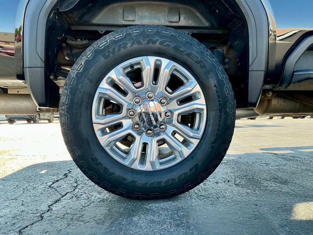 Used 2022 GMC Sierra 3500 Denali w/ Denali Ultimate Package image 21