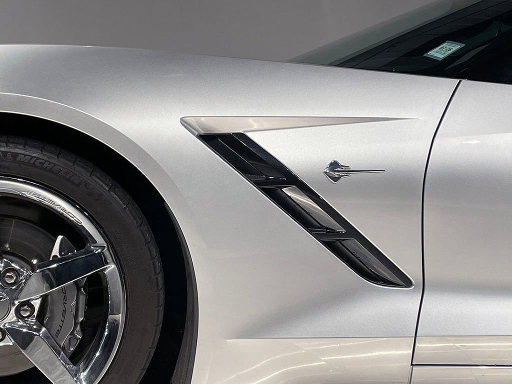 Used 2014 Chevrolet Corvette Stingray Coupe RWD image 14