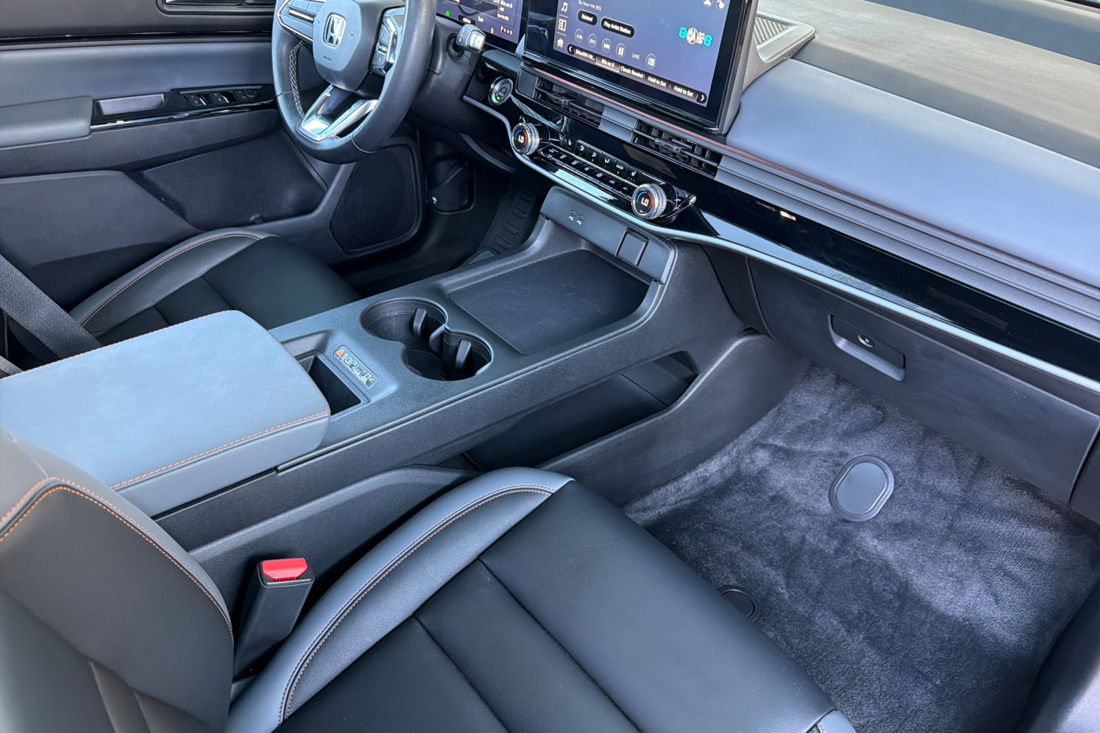 Used 2025 Honda Prologue Touring image 15