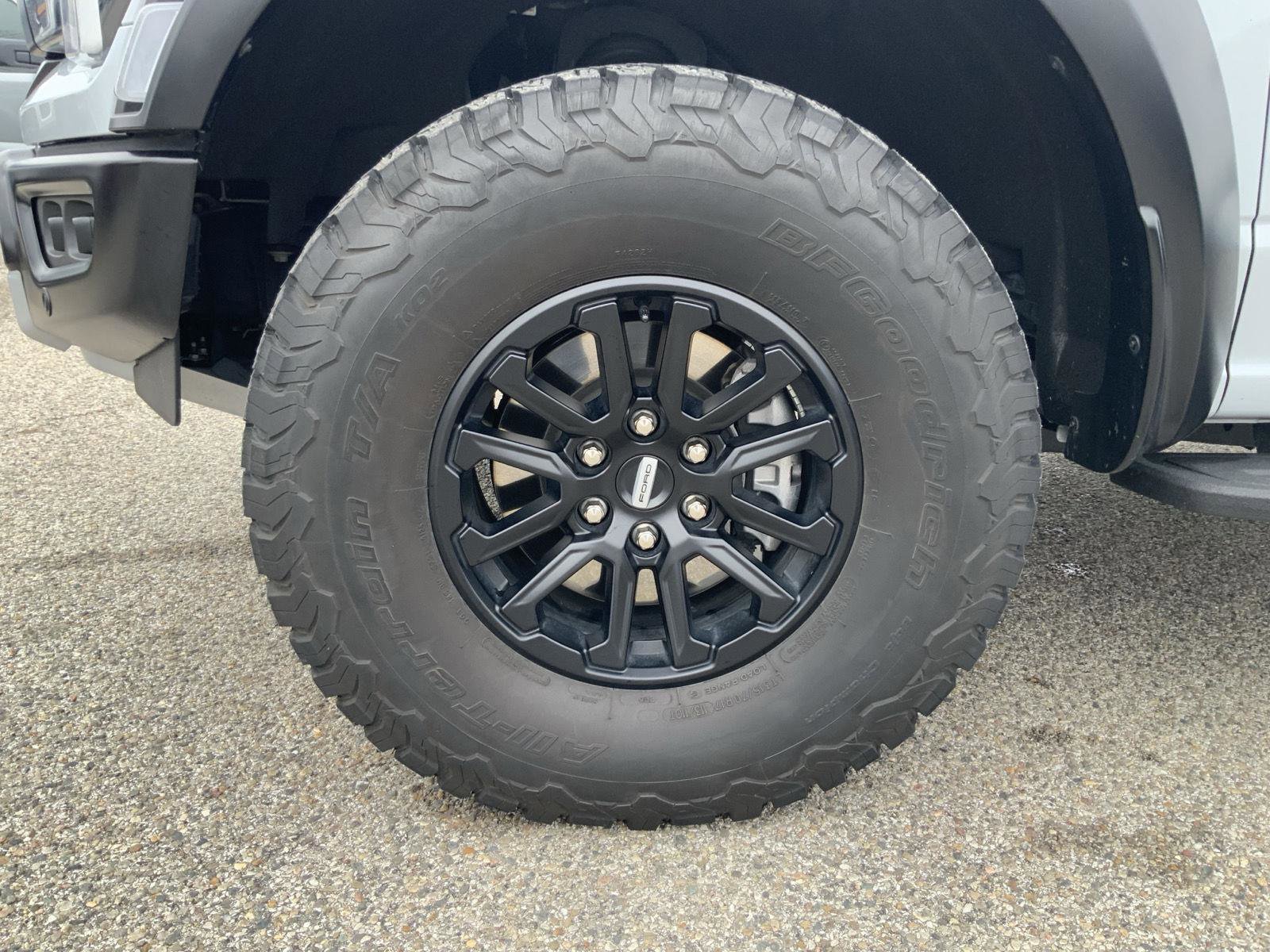 Used 2025 Ford F150 Raptor image 23