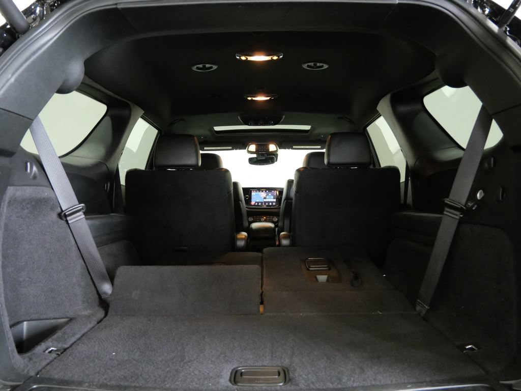 Used 2023 Dodge Durango R/T w/ Tow 'N Go Package AWD/4WD image 30