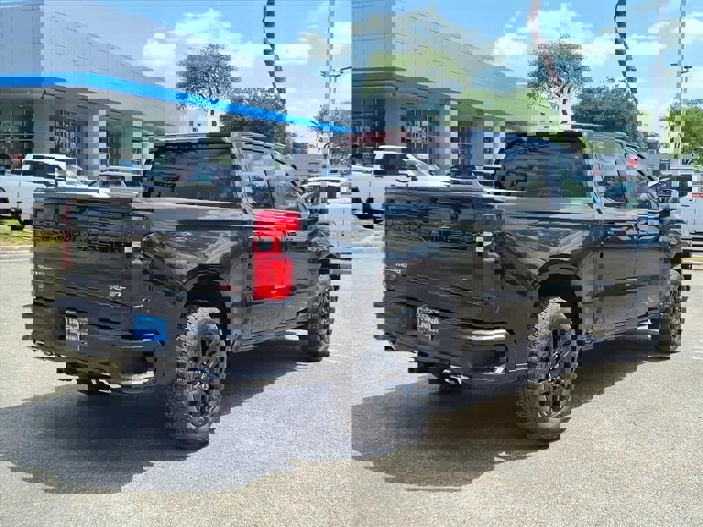 New 2026 Chevrolet Silverado 1500 RST w/ Z71 Off-Road Package image 6