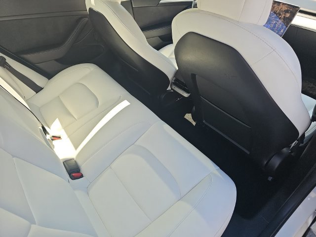 Used 2022 Tesla Model 3 Long Range AWD/4WD image 11