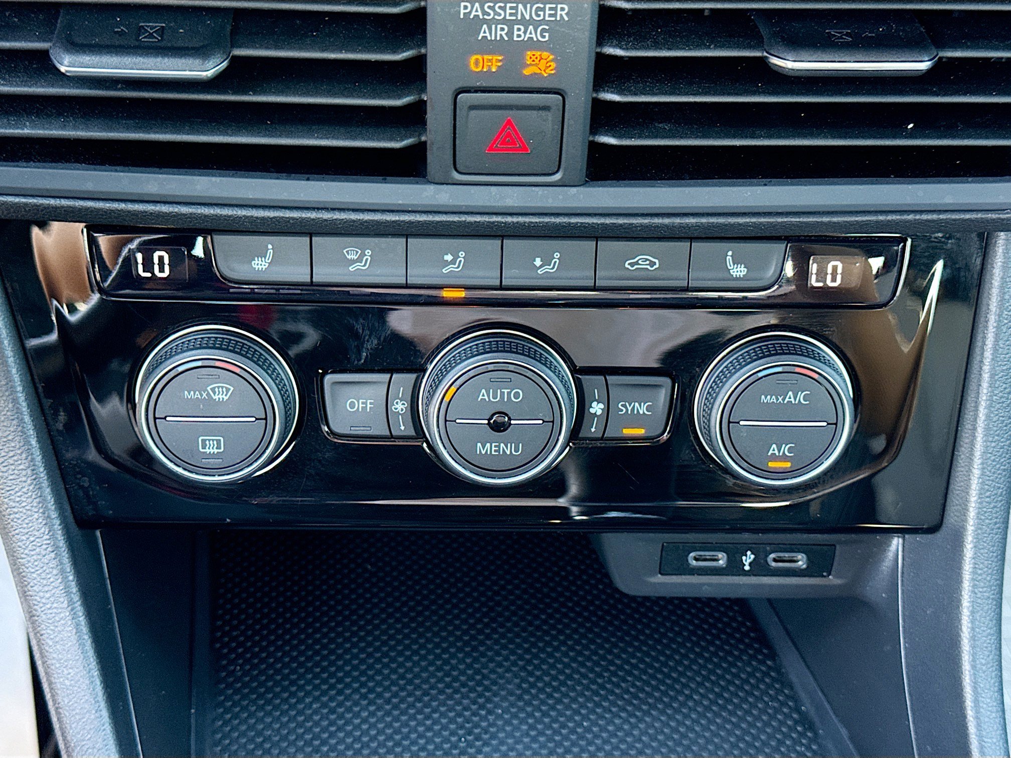 Used 2021 Volkswagen Jetta R-Line image 32