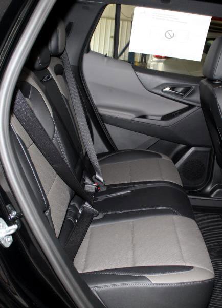 New 2026 Chevrolet Equinox LT w/ Convenience Package II image 20