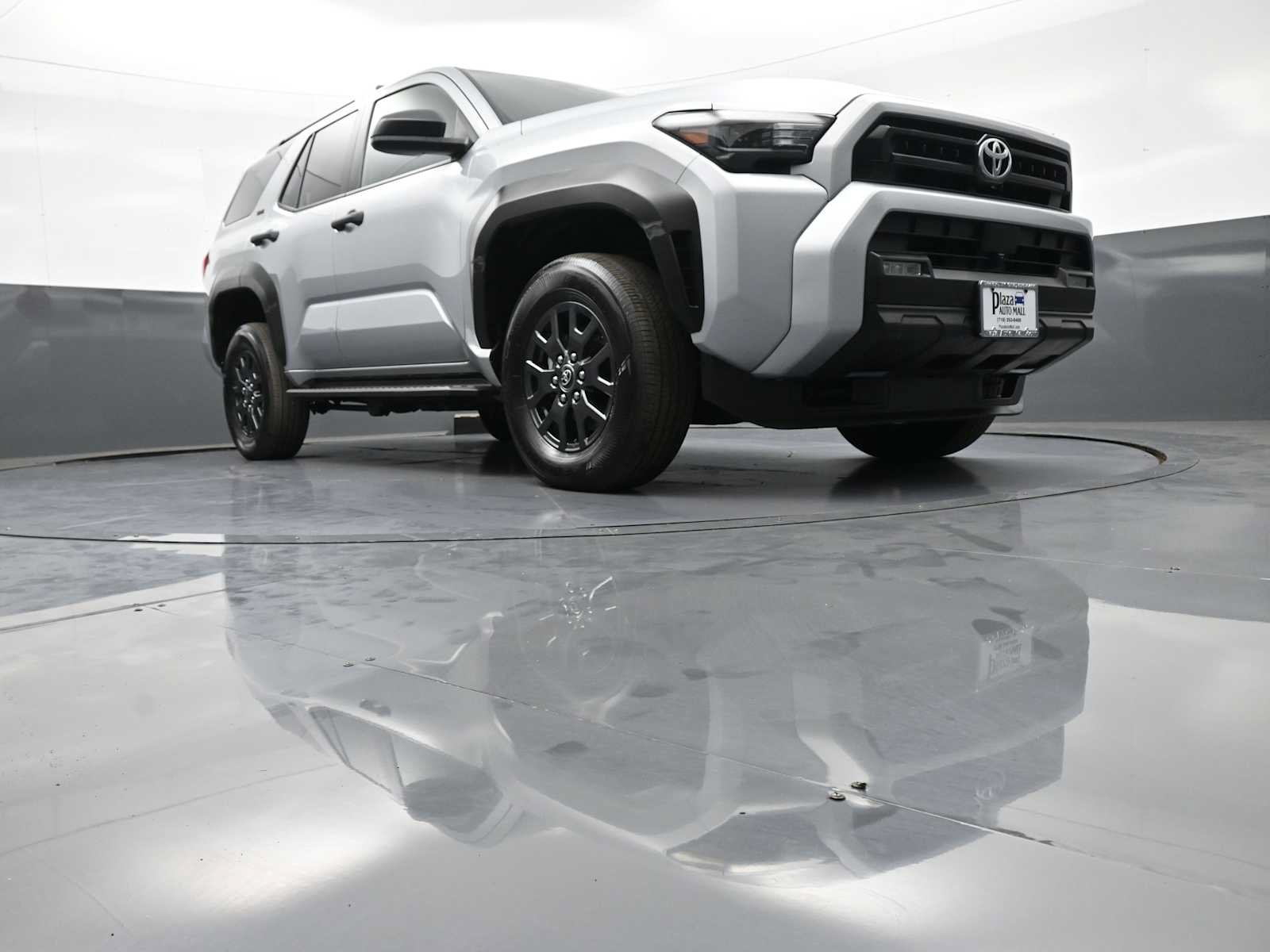 Certified 2025 Toyota 4Runner SR5 AWD/4WD image 28