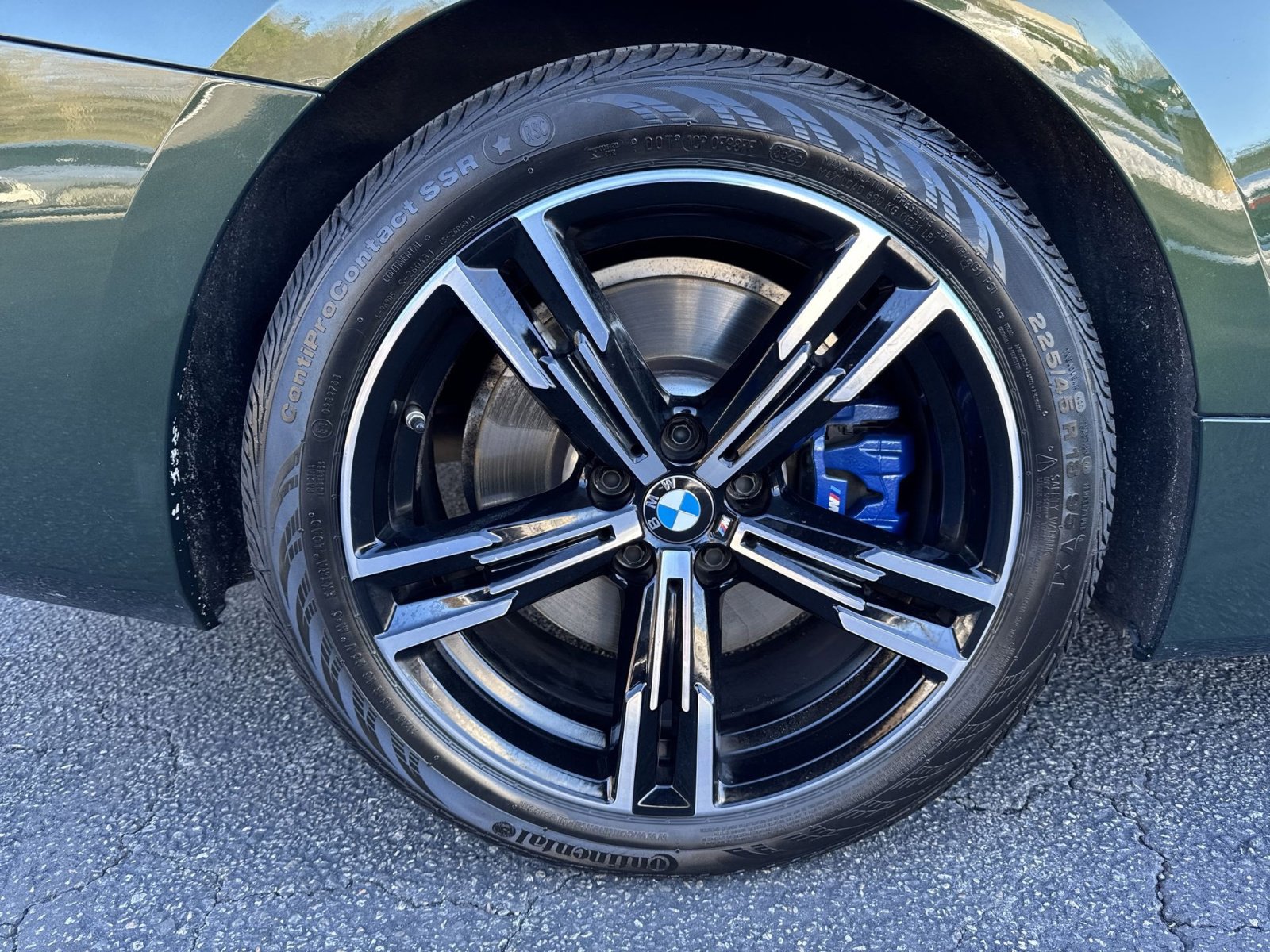 Used 2023 BMW 440i xDrive Convertible w/ Premium Package image 30