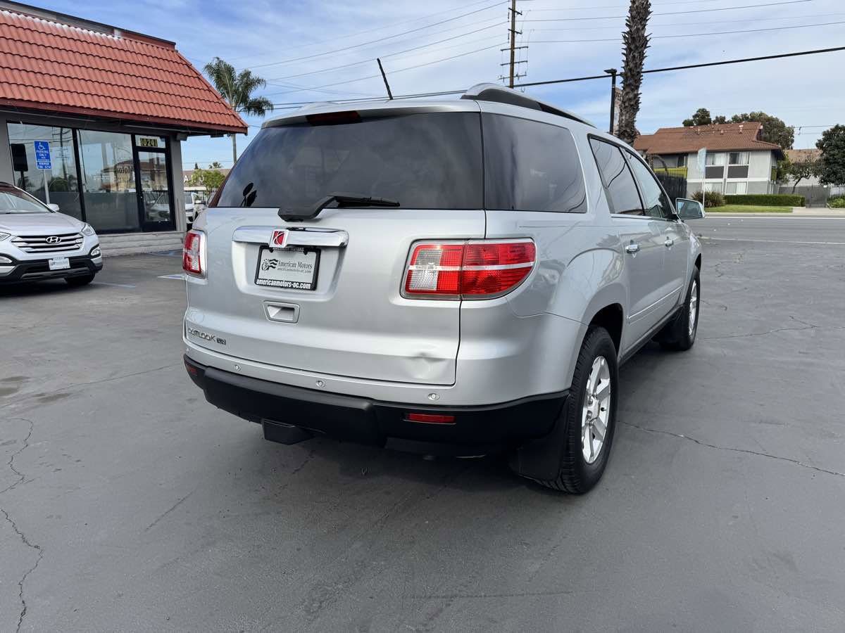 Used 2009 Saturn Outlook XR w/ Convenience Package FWD image 5