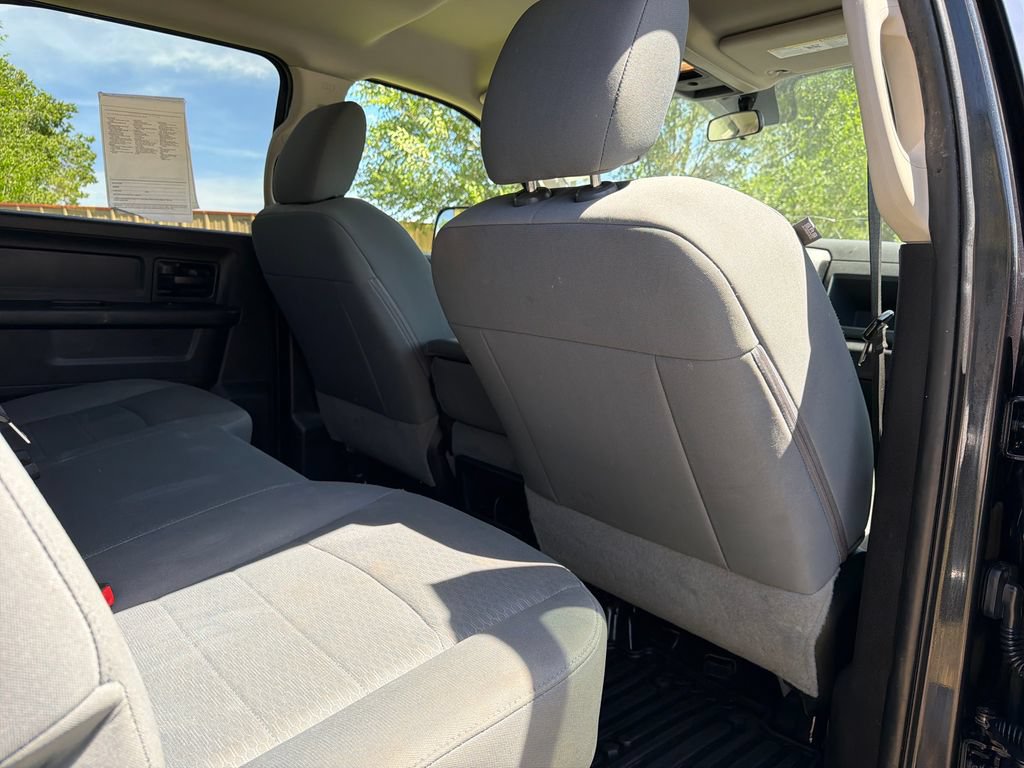 Used 2018 RAM 3500 Tradesman w/ Chrome Appearance Group AWD/4WD image 29