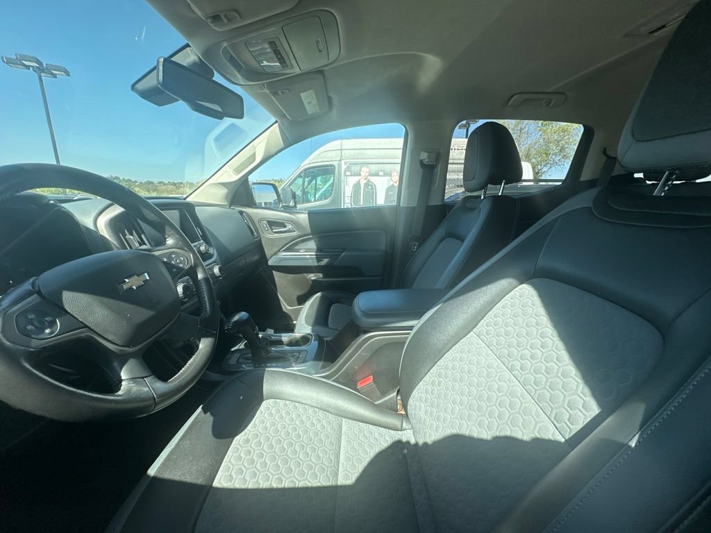 Used 2017 Chevrolet Colorado Z71 RWD image 9