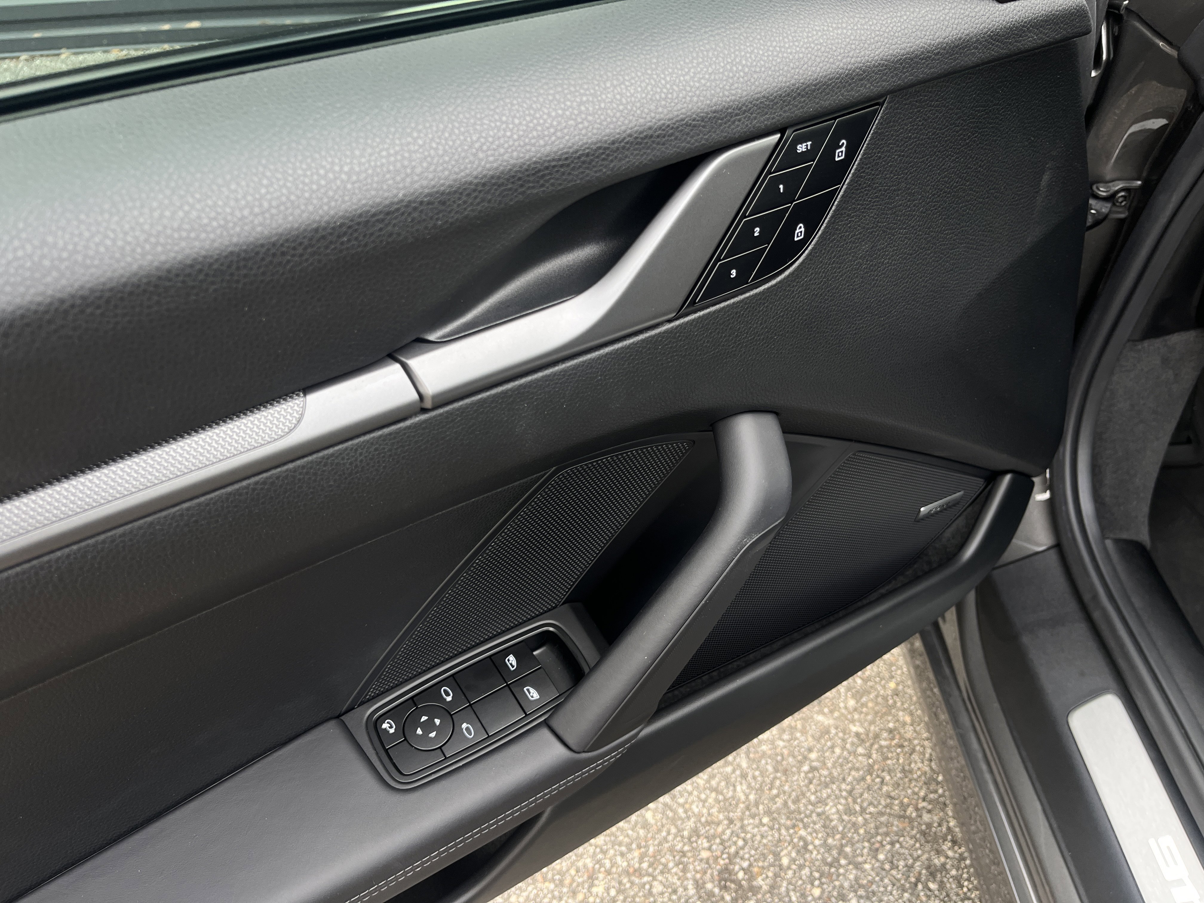 Certified 2024 Porsche 911 Carrera image 16