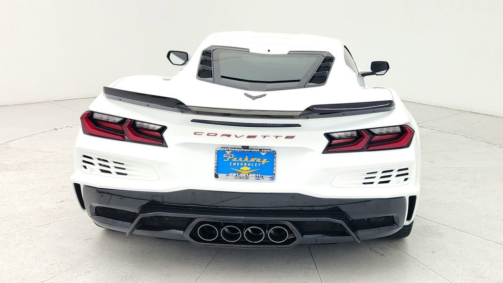 Used 2024 Chevrolet Corvette Z06 image 7