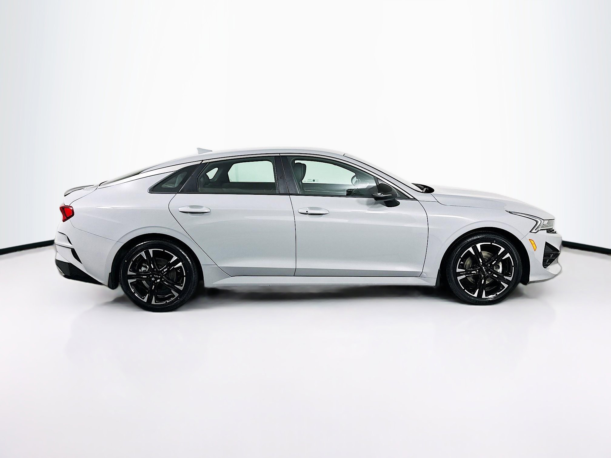 Used 2023 Kia K5 GT-Line w/ GT-Line Premium Package image 9