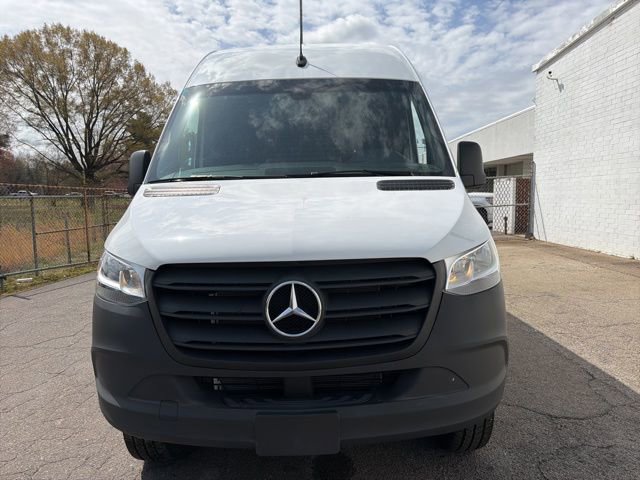 Used 2024 Mercedes-Benz Sprinter 2500 image 7