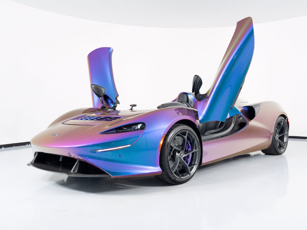 Used 2021 McLaren Elva RWD image 9